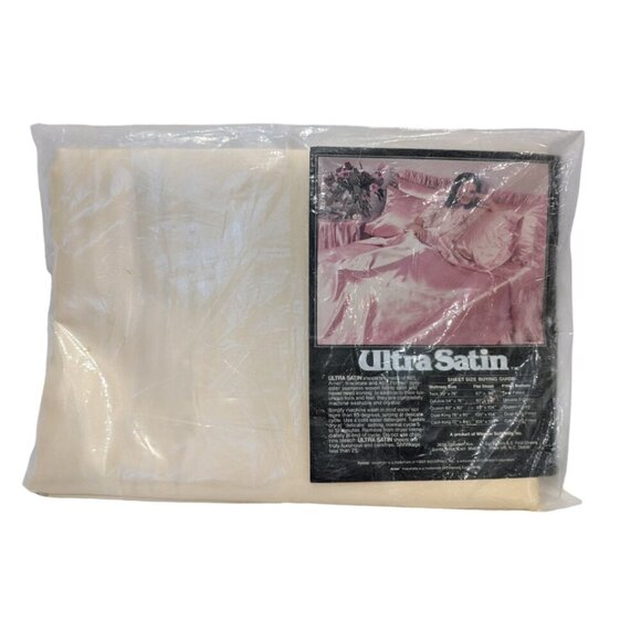 VINTAGE Ultra Satin Twin Sheet Cream Shiny Whisper Soft Mills Flat Sheet - Picture 2 of 6